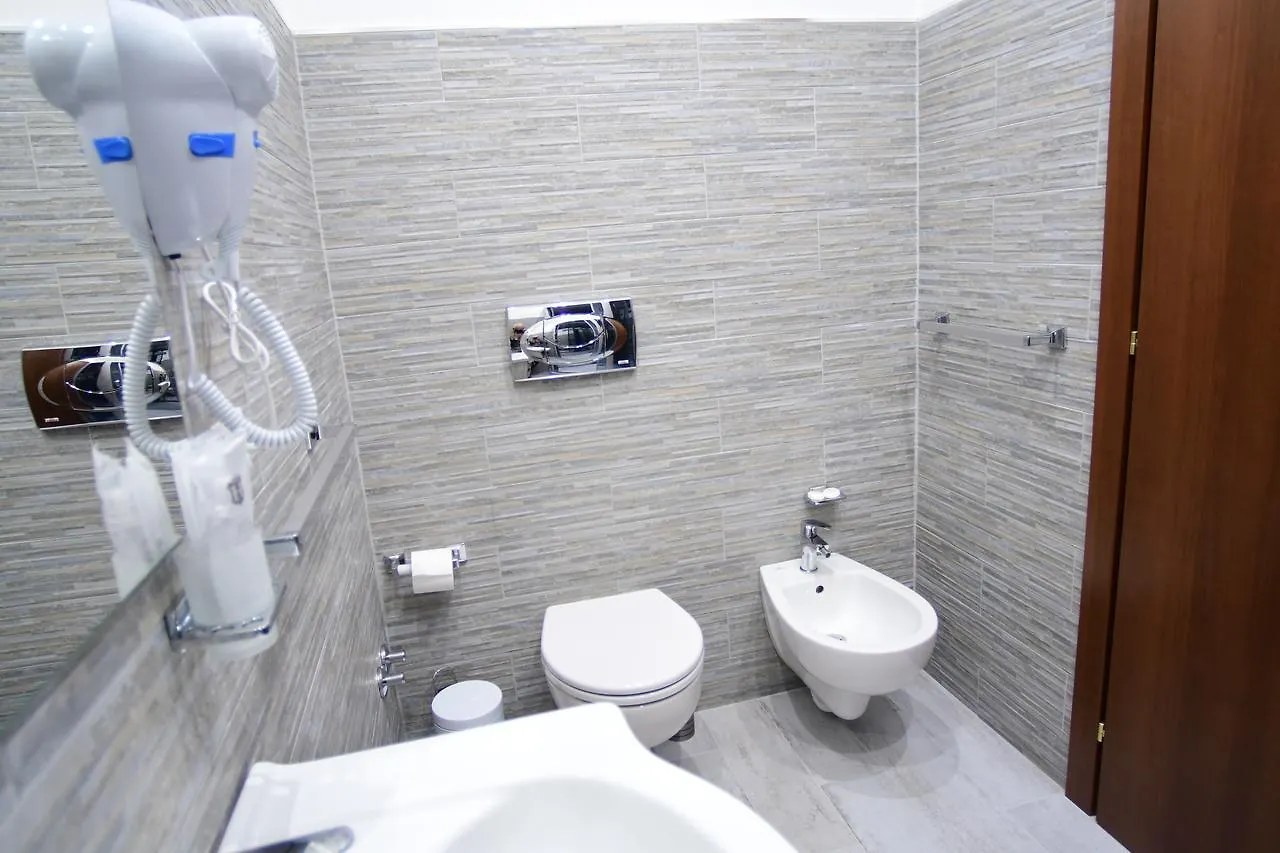 Royal Termini Hotel Róma Vendégház
